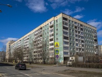 Krasnogvardeisky district, Lenskaya st, 房屋 2 к.1. 公寓楼