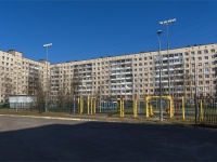Krasnogvardeisky district, st Lenskaya, house 21. Apartment house