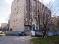 Красногвардейский район, улица Крюкова, дом 8. офисное здание