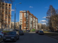 Krasnogvardeisky district, Kryukov st, 房屋 10. 公寓楼