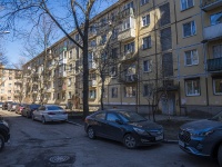 Krasnogvardeisky district, Zanevskiy , house 18. Apartment house