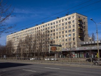 Krasnogvardeisky district,  Zanevskiy, house 28. Apartment house