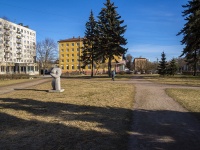 Krasnogvardeisky district, Zanevskiy , public garden 