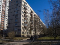 Krasnogvardeisky district, Otechestvennaya st, 房屋 7. 公寓楼