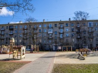 Krasnogvardeisky district, Sinyavinskaya st, 房屋 14. 公寓楼