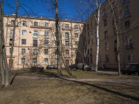 Krasnogvardeisky district, Stahanovtcev st, house 9. Apartment house
