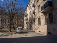 Krasnogvardeisky district, Stahanovtcev st, house 14. Apartment house