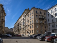 Krasnogvardeisky district, road Revolyutsii, house 9. Apartment house