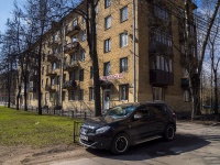 Krasnogvardeisky district, Revolyutsii road, house 20 ЛИТ Б. Apartment house