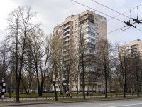 Krasnogvardeisky district, Revolyutsii road, house 25. Apartment house