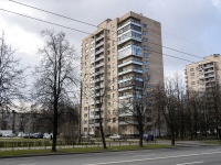 Krasnogvardeisky district, road Revolyutsii, house 27. Apartment house