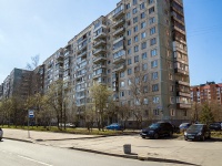 Krasnogvardeisky district, st Belorusskaya, house 28. Apartment house