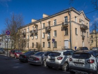 Krasnogvardeisky district, Krasnodonskaya st, 房屋 12 к.13. 公寓楼