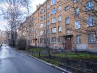 Krasnogvardeisky district, Krasnodonskaya st, 房屋 31. 公寓楼