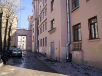 Krasnogvardeisky district, Tallinskaya st, 房屋 8. 公寓楼