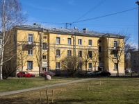 Krasnogvardeisky district, Panfilov st, 房屋 21. 公寓楼