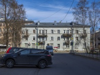 Krasnogvardeisky district, Panfilov st, 房屋 28. 公寓楼