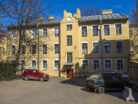 Krasnogvardeisky district, Bolshaya porohovskaya st, 房屋 15 к.2. 公寓楼
