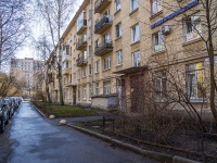Krasnogvardeisky district, Bolshaya porohovskaya st, house 22. Apartment house