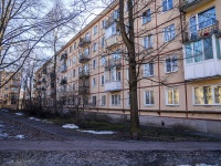 Krasnogvardeisky district, Granitnaya st, 房屋 32. 公寓楼