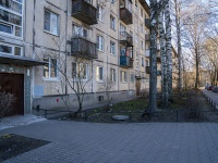 Krasnogvardeisky district, Granitnaya st, 房屋 42. 公寓楼