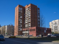 Krasnogvardeisky district, avenue Udarnikov, house 36. Apartment house