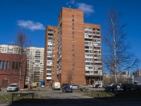 Krasnogvardeisky district, avenue Udarnikov, house 38 к.1. Apartment house
