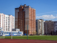 Krasnogvardeisky district, Kommuni st, house 28. Apartment house
