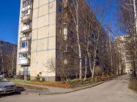 Krasnogvardeisky district, st Kommuni, house 42 к.1. Apartment house