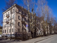 Krasnogvardeisky district, st Kommuni, house 52. Apartment house