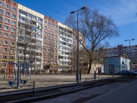 Krasnogvardeisky district, Entuziastov avenue, house 18 к.1. Apartment house