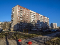 Krasnogvardeisky district, Entuziastov avenue, 房屋 22 к.1. 公寓楼