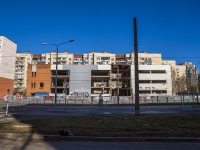 Krasnogvardeisky district, Entuziastov avenue, house 32. building under construction