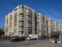 Krasnogvardeisky district, avenue Entuziastov, house 44. Apartment house