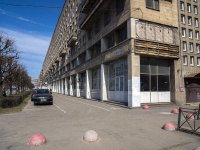 Krasnogvardeisky district, Sverdlovskaya embankment, 房屋 64. 公寓楼