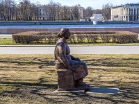 Krasnogvardeisky district, embankment Sverdlovskaya. sculpture