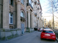 Moskowsky district,  , house 172 к.2. Apartment house