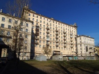 Moskowsky district,  , house 202. Apartment house