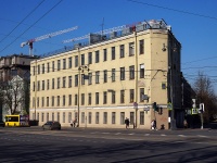 neighbour house: . , house 110. military registration and enlistment office Военный комиссариат г. Санкт-Петербурга