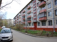 Moskowsky district, Kosmonavtov avenue, house 13. Apartment house