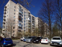 Moskowsky district, Kosmonavtov avenue, 房屋 27 к.1. 公寓楼
