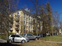 Moskowsky district, st Tipanova, house 9. Apartment house