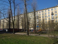 Moskowsky district, Tipanova st, 房屋 18. 公寓楼
