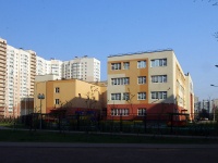 Moskowsky district, 学校 Средняя общеобразовательная школа №376,  , 房屋 8 к.2