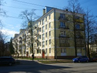 Moskowsky district, st Aviatsionnaya, house 40. Apartment house