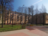 Moskowsky district, Altayskaya st, house 22. Apartment house