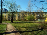 Moskowsky district, Altayskaya st, house 35. Apartment house