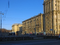 Moskowsky district, Basseynaya st, 房屋 41. 公寓楼
