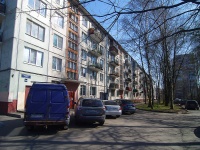 Moskowsky district, Vitebskiy avenue, 房屋 33 к.2. 公寓楼
