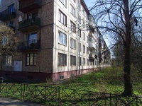 Moskowsky district, avenue Vitebskiy, house 33 к.5. Apartment house